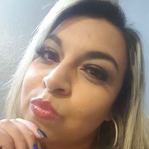Meet your Posher, Carla